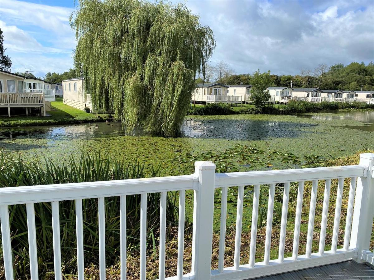 Lilly Pad Vila South Cerney Exterior foto