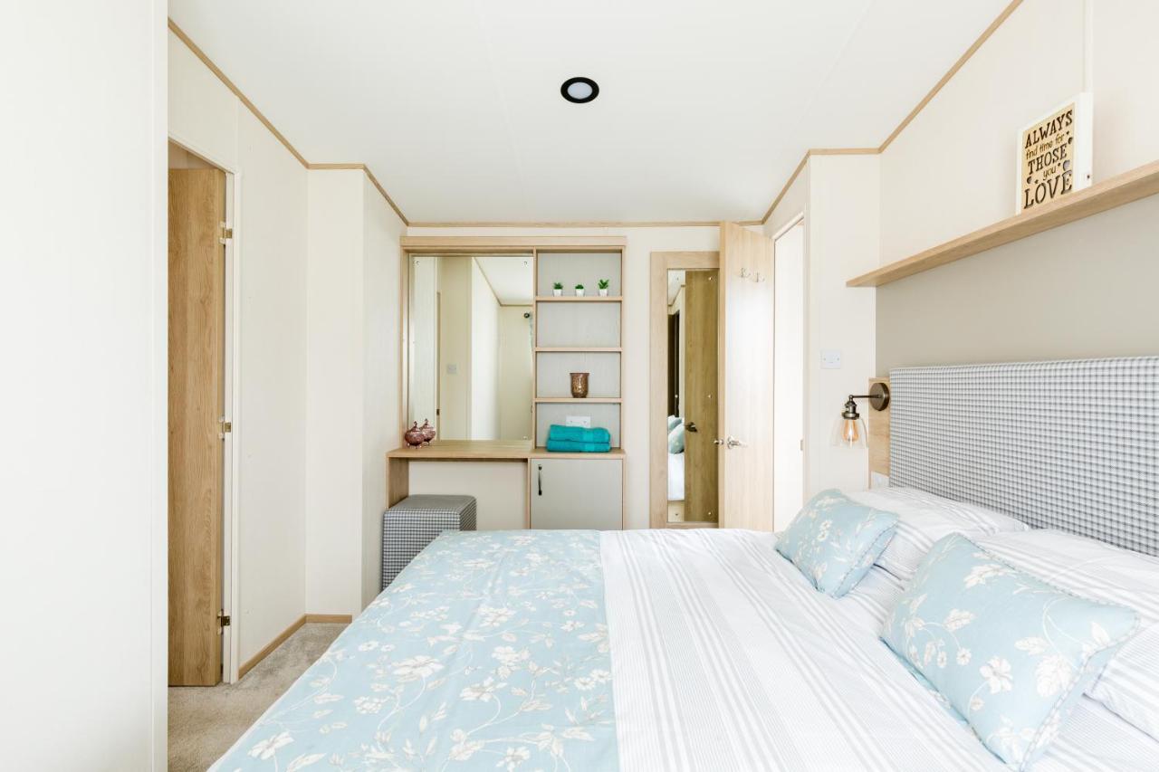 Lilly Pad Vila South Cerney Exterior foto